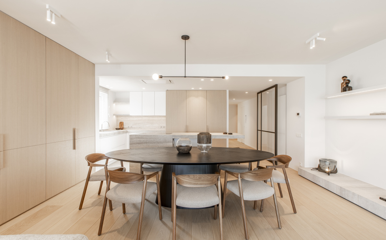 castor tafel, pedrali, casanova lifestyle, pilar shoots, mix projects, knokke, luxury living